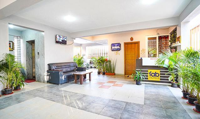 Hotel Sunroof Suites Bangalore Eksteriør bilde